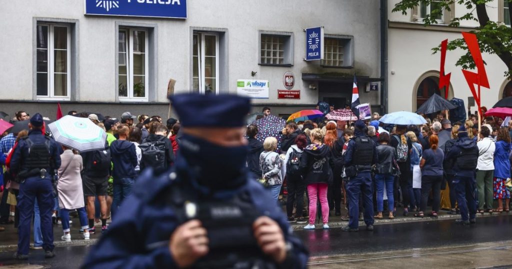 Poland: Abortion Witch Hunt Targets Women, Doctors