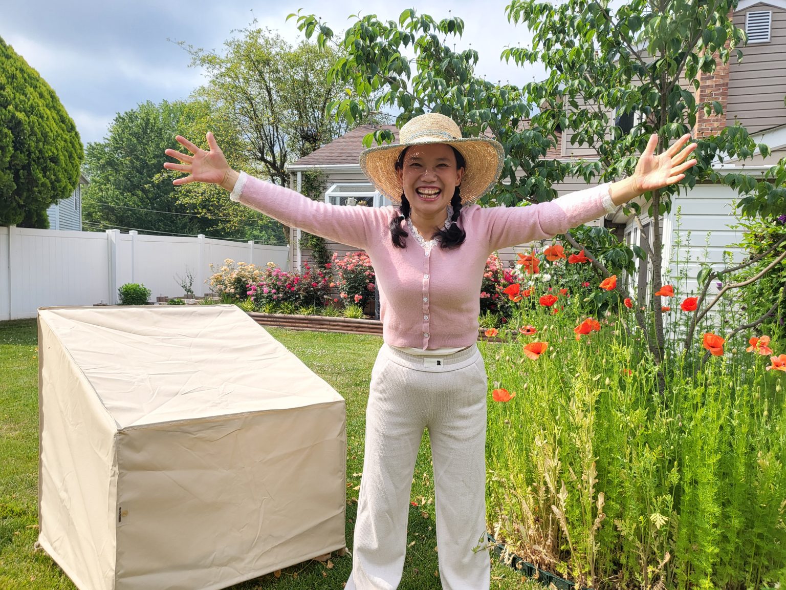 How to Book Your First Client: 35 Female Business Owners Share Tips for Starting a New Business